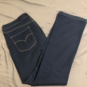 Levi’s Shaping Bootcut women’s Jeans